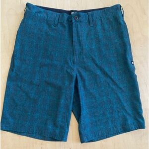 DG Hybrid Shorts Size 32